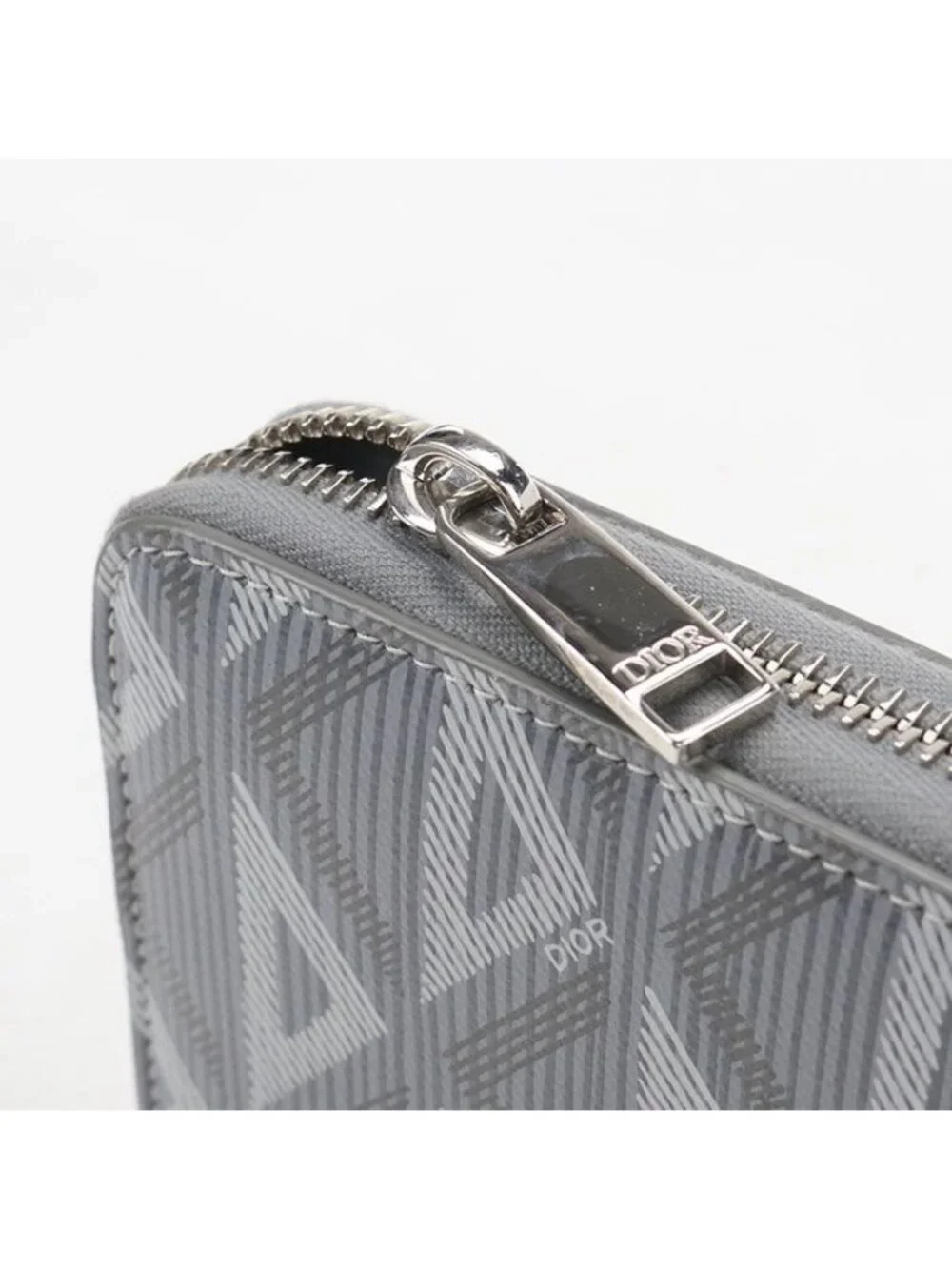 Dior CD Diamond Wallet Zip Around